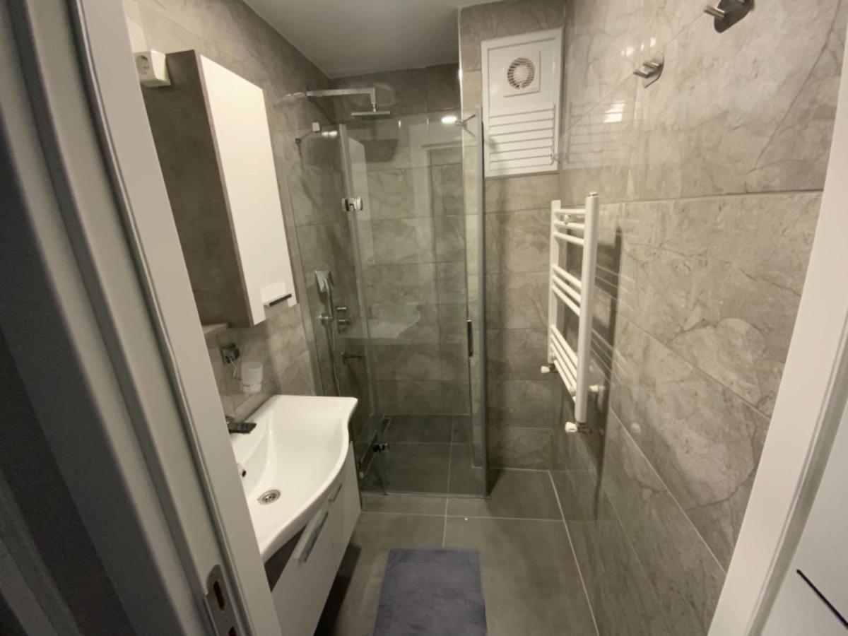 Luxury Z-Apart Family Homes 2 Bedrooms Wifi Near Metro Zeytinburnu Istanbul Exterior photo